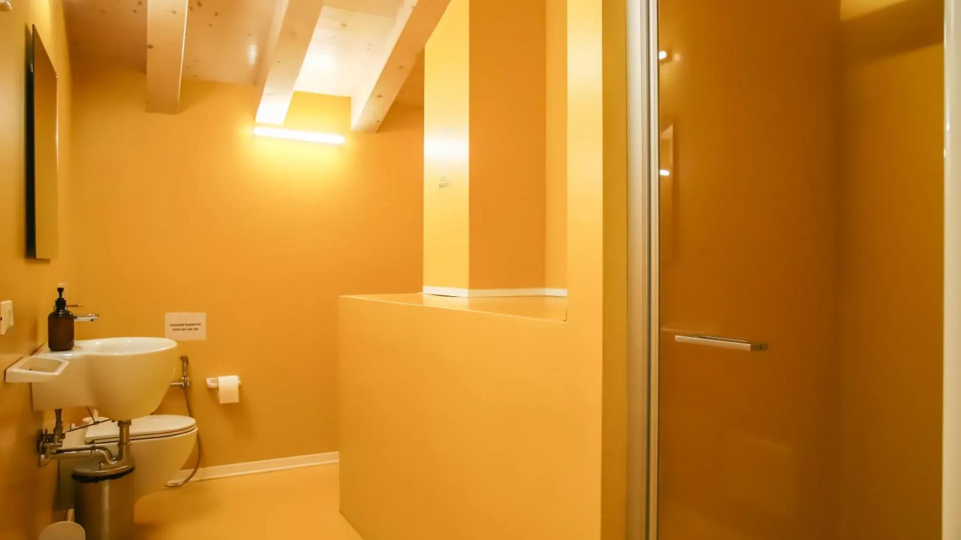 Nomad Hostel Treviso