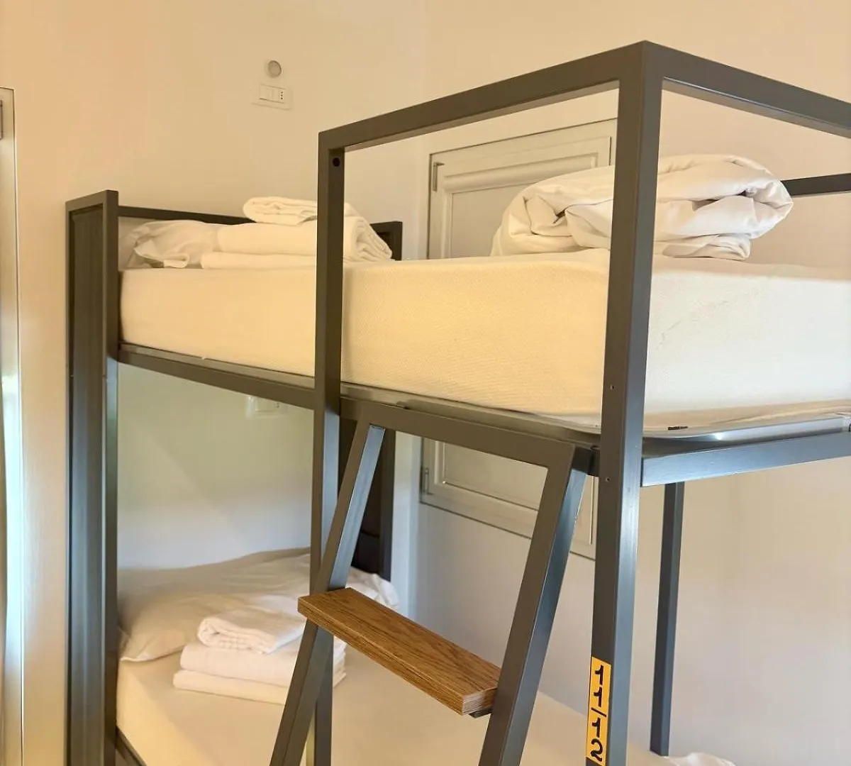 Nomad Hostel Treviso 0*,
