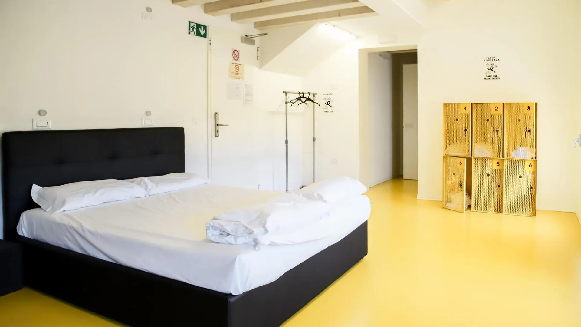 טרוויסו Nomad Hostel