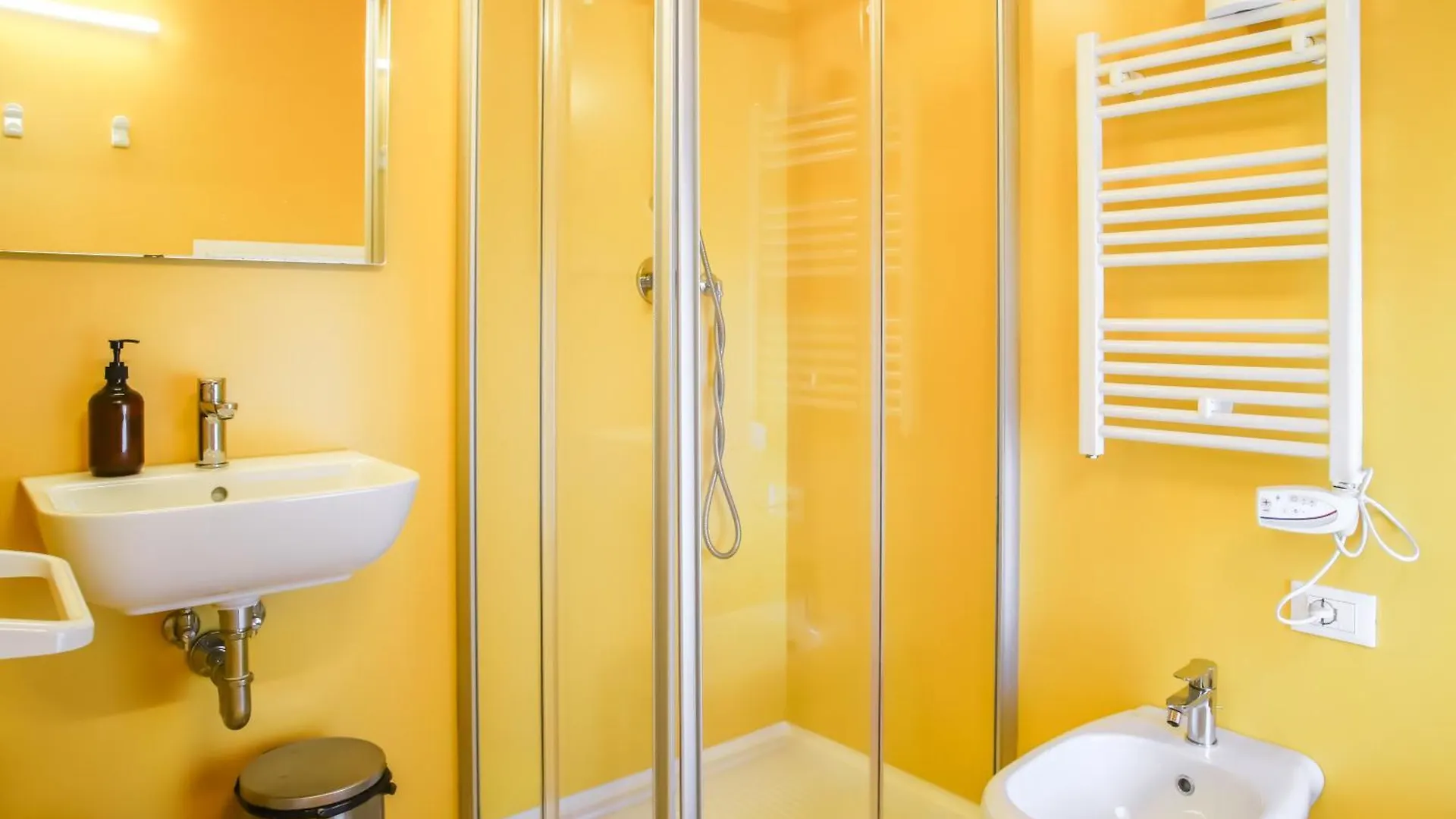 טרוויסו Nomad Hostel 0*,  איטליה